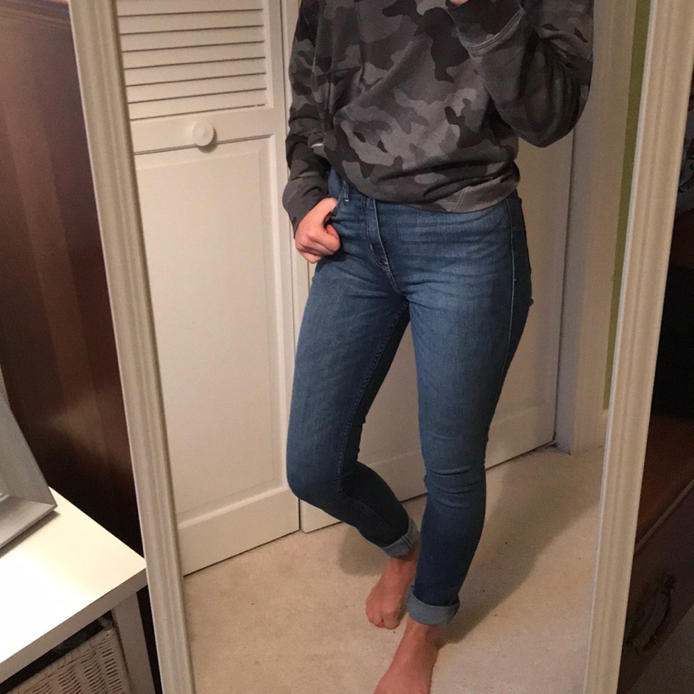 ☀️ Hollister Skinny Jeans